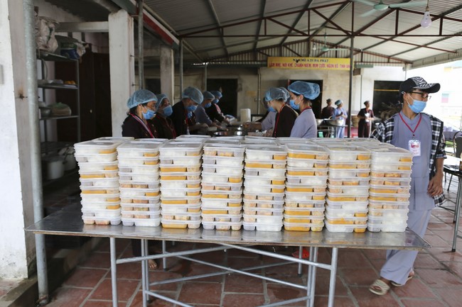 The 2nd Day of Summer Retreat for Children in Dong Cao pagoda